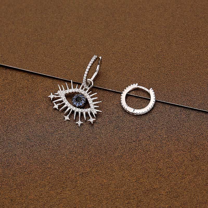 Brinco Assimetrico Olho da Sorte