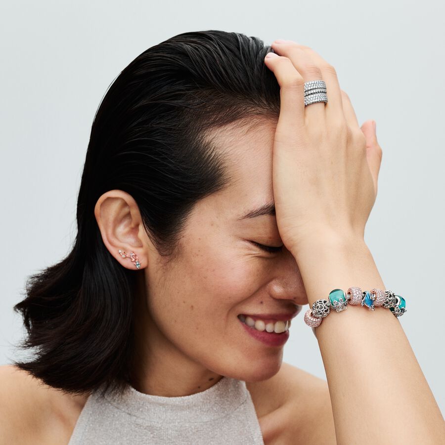 Brincos Flor Yao Cervo