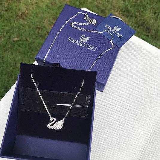 Colar Iconic Swan Pequeno