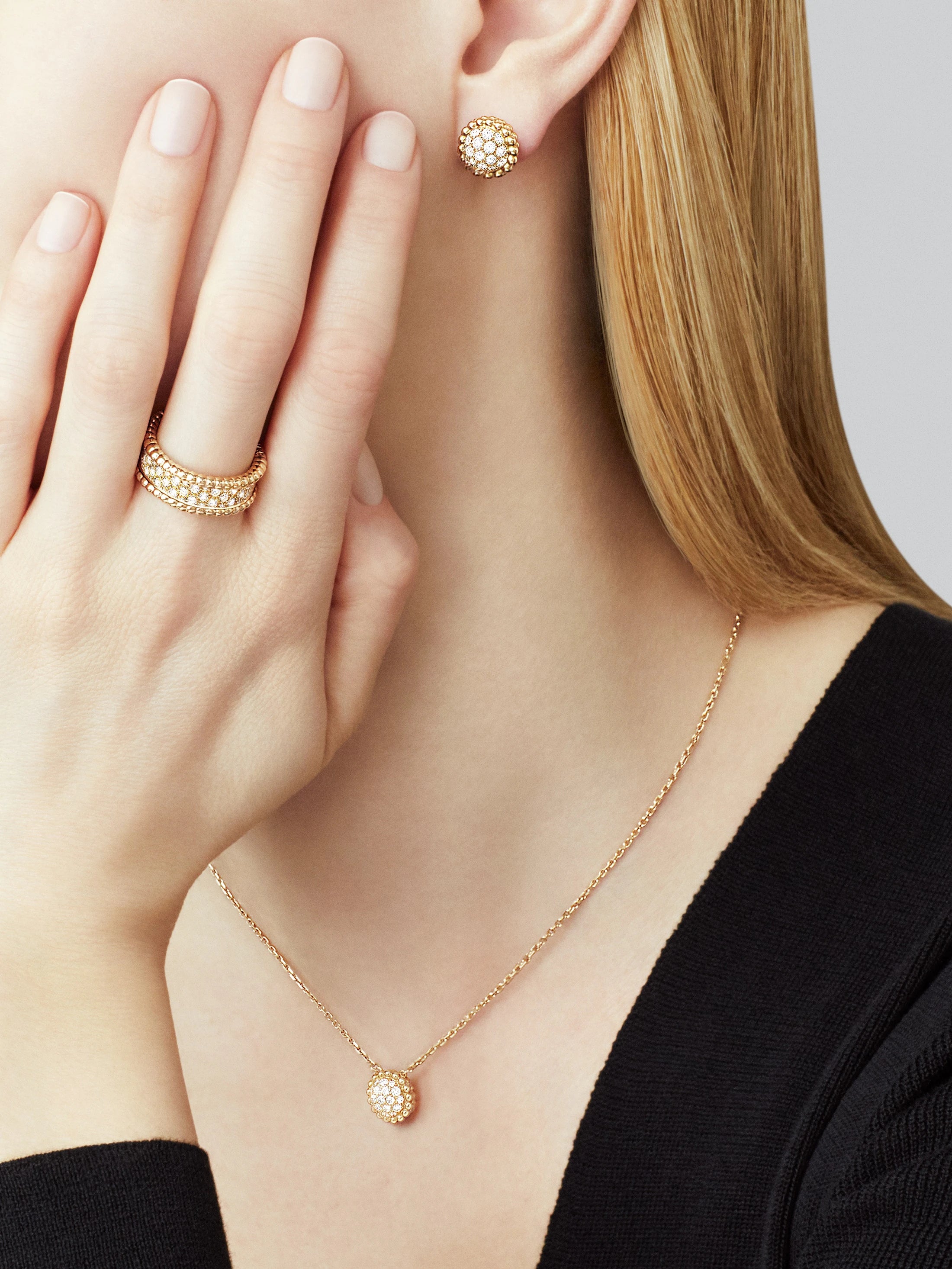 Anel de Brilhantes Perlée