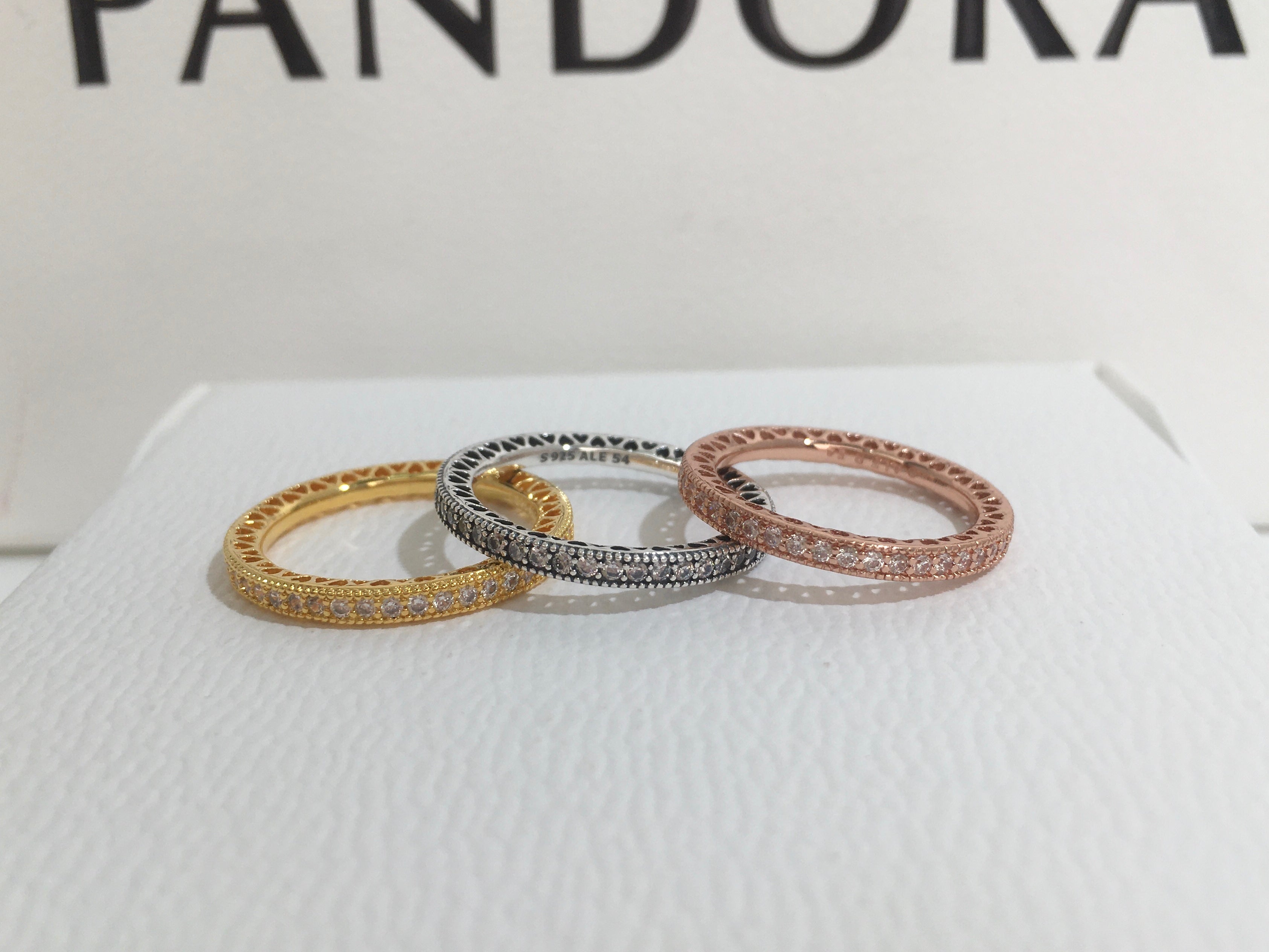 Anel Faiscas e Corações - Wayne  Joias