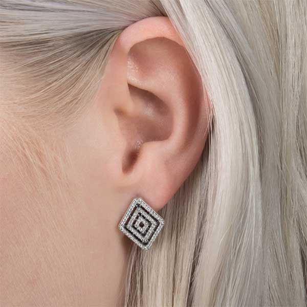 Brinco Linhas Radiantes - Wayne Joias