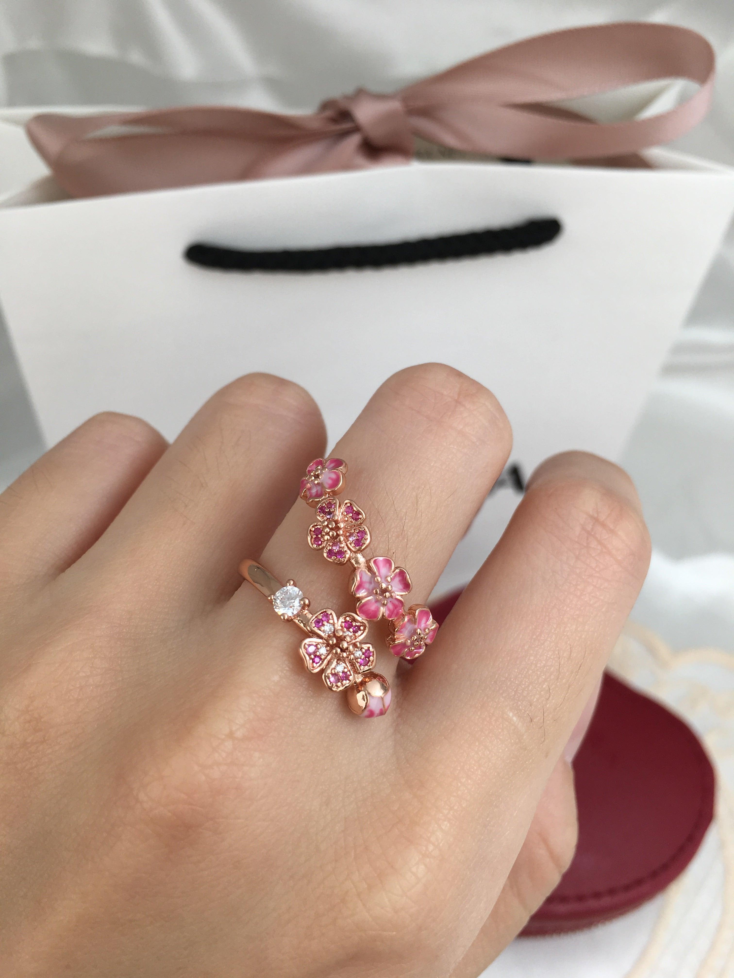 Anel Aberto de Ramo de Pessegueiro Rosa - Wayne Joias