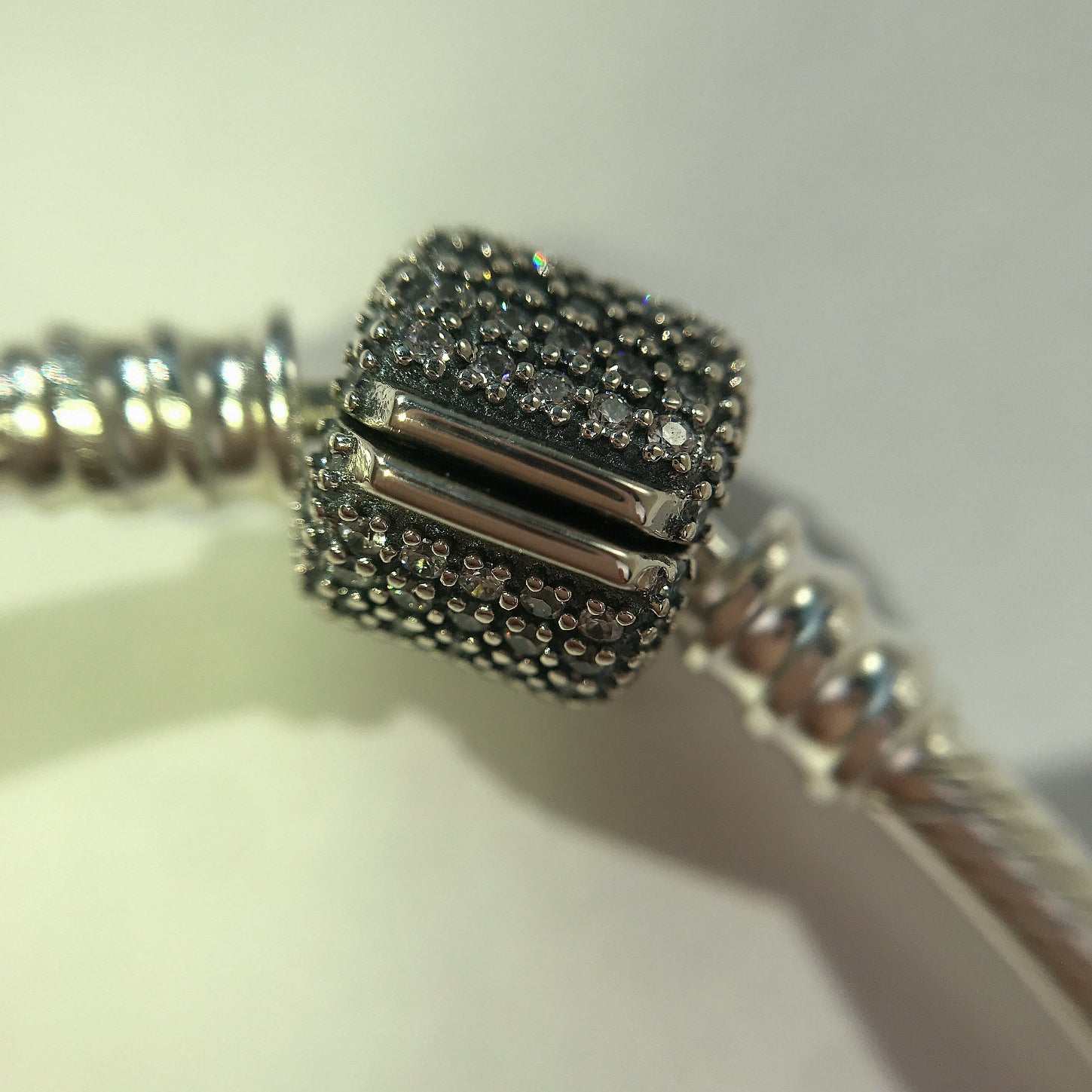 Pulseira Brilho em Pavé - Wayne  Joias