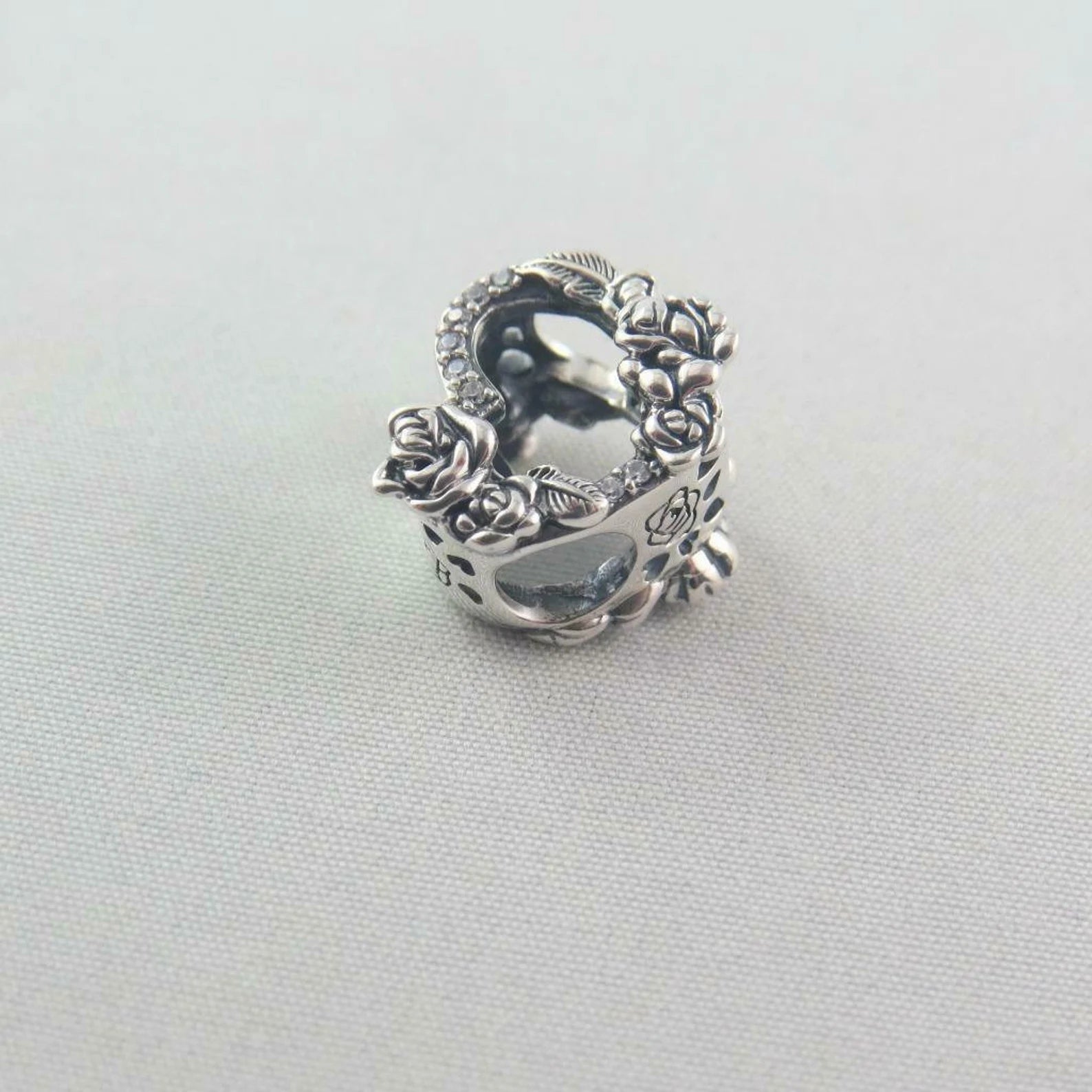 Charm Coração Aberto E Rosas