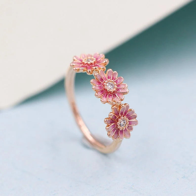 Anel Rose Trio De Margaridas Pink - Wayne  Joias