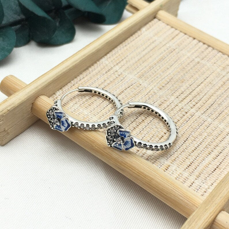 Brincos De Argola Amor-Perfeito Azul - Wayne Joias