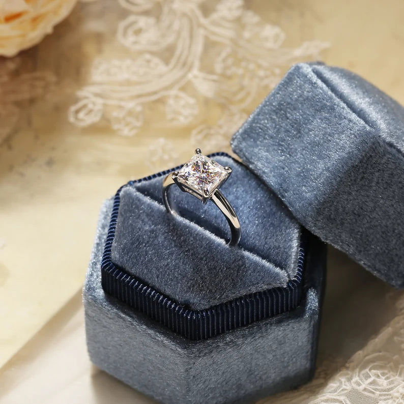 Anel Solitário Princesa - Wayne Joias