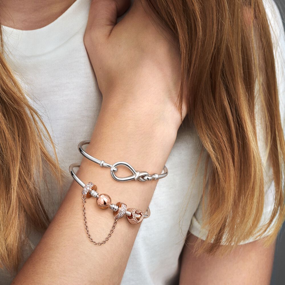 Pulseira Rígido Fecho Infinito Assimétrico - Wayne  Joias