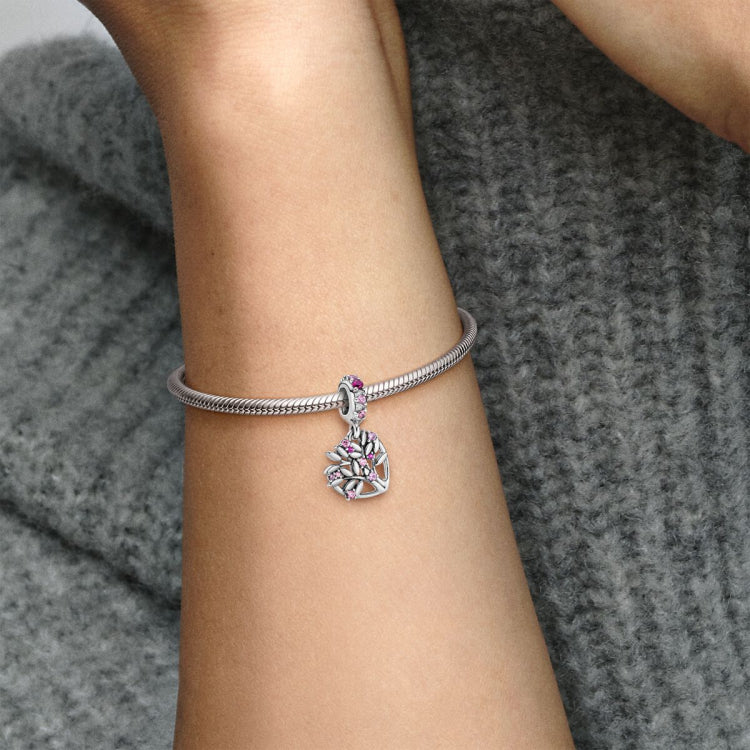 Charm Pendente de Coração e Árvore da Família Rosa - Wayne  Joias