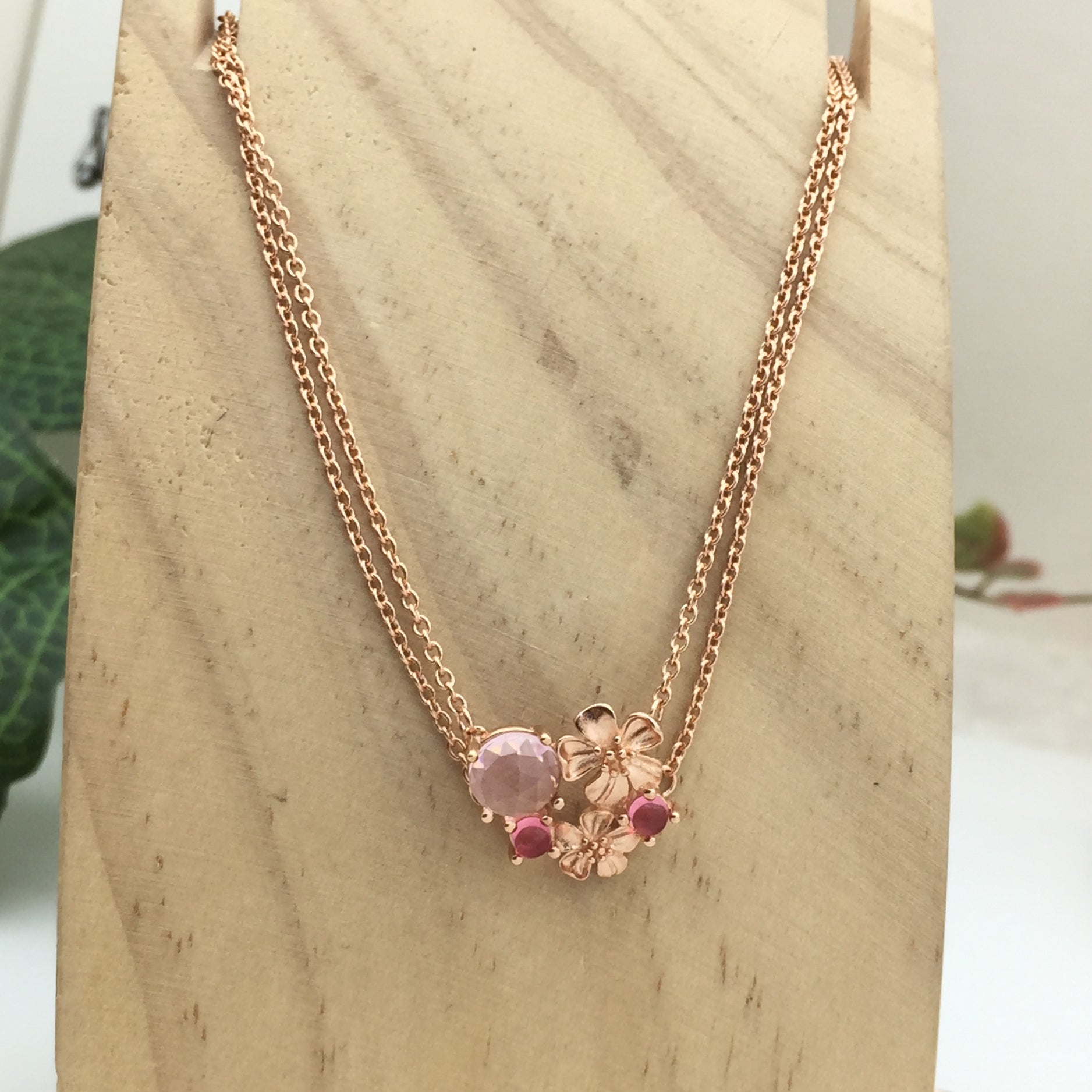 Colar de Corrente Dupla de Flor de Pêssego Rosa - Wayne  Joias