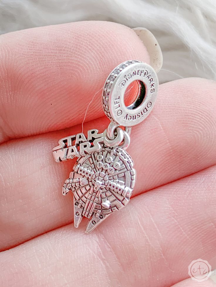 Charm Pingente Millennium Falcon - Star Wars - Wayne  Joias