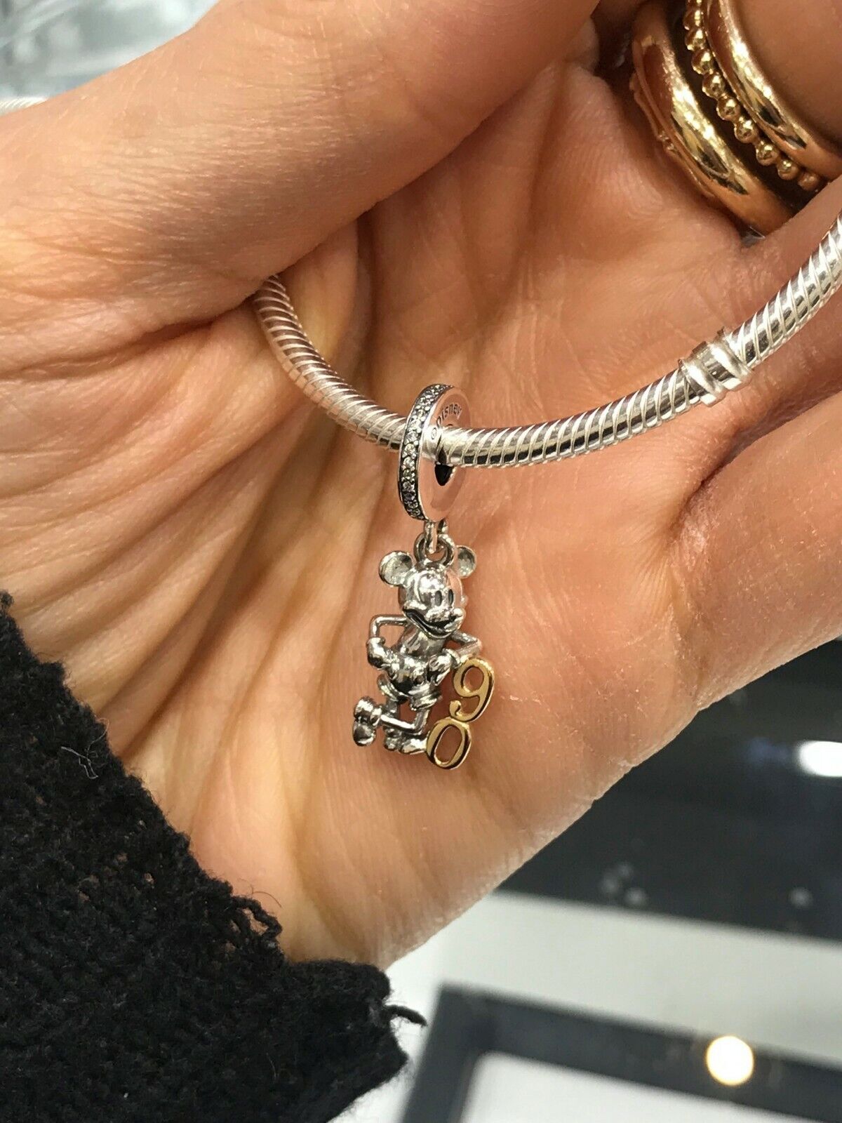 Charm pendente  90º Aniversário Mickey